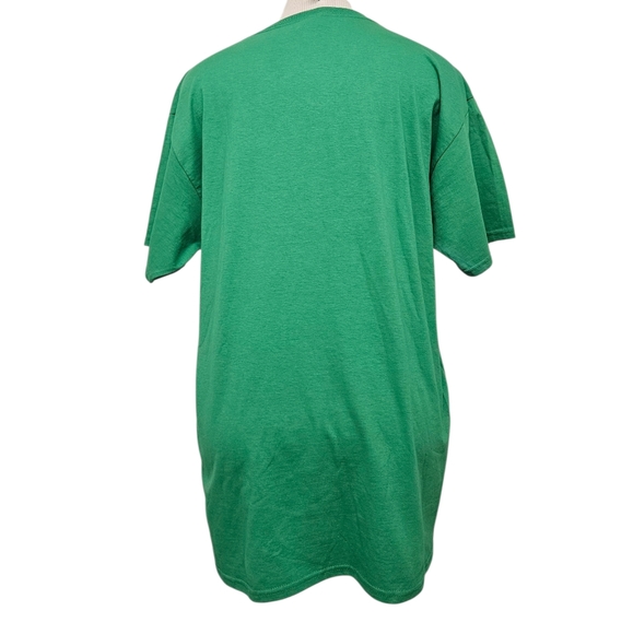Christmas Time Santa's Helper Elf Workshop Tee in Green and Red Size Large NWT - Picture 3 of 8